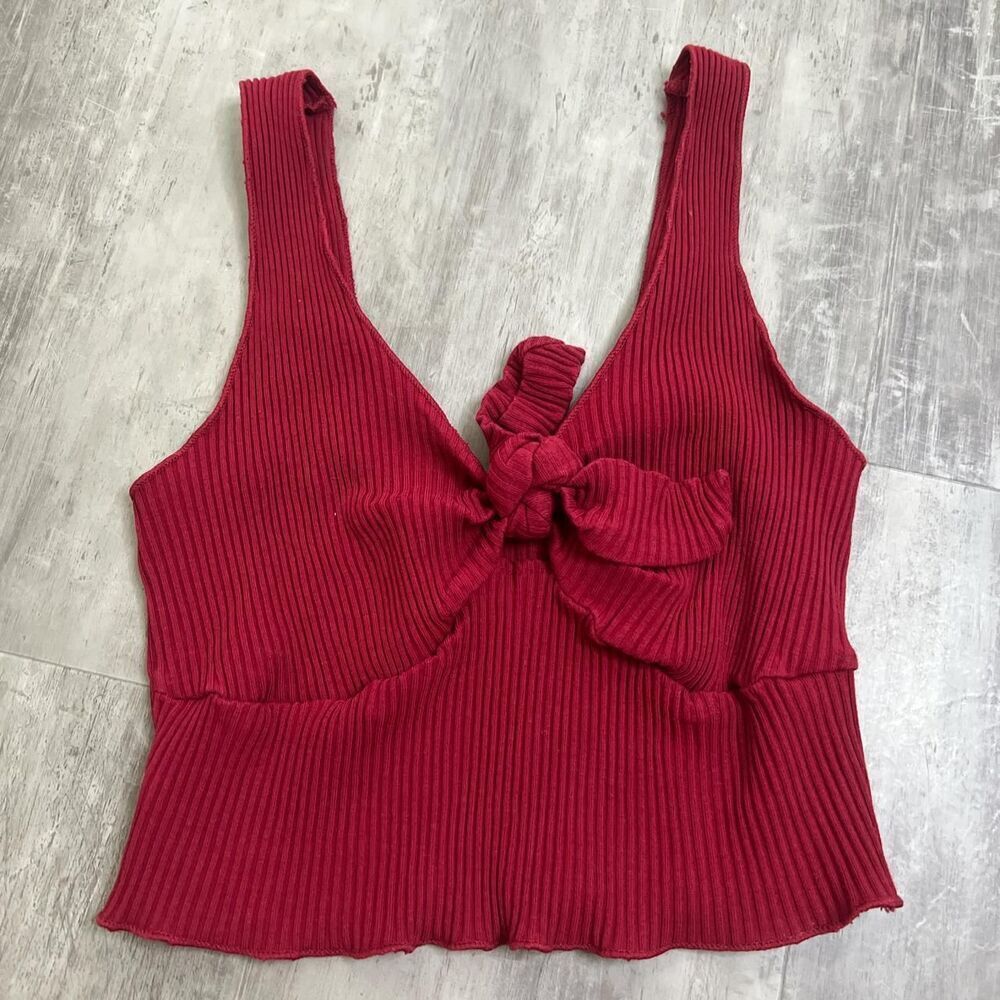 Cropped Knot Front Tank Top Red Size Small